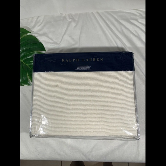 NIB Ralph Lauren Cortona Bed Ribbed Knit Blanket in Cream [SZ Queen ]‎ - Picture 1 of 12